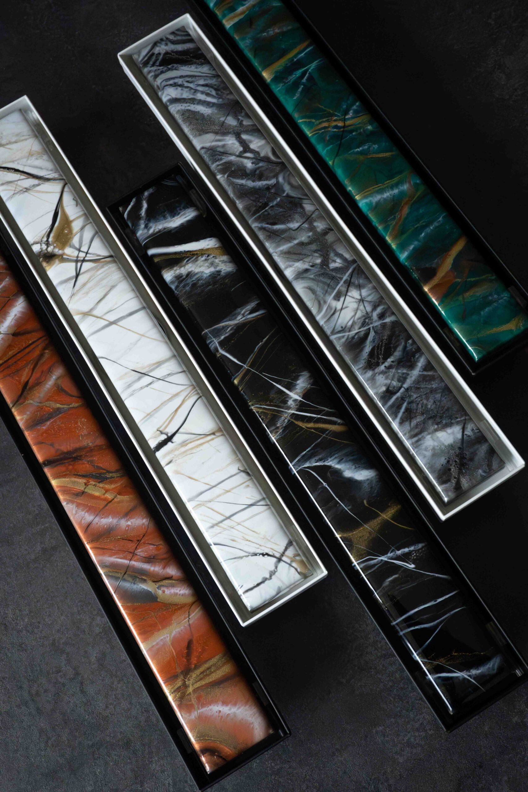 ETEREA griglia doccia resina artistica colata a mano — Silvia Miglini Sartirani Ferplast